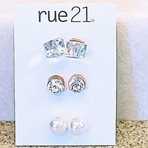 RUE 21 THREE PAIR SPARKLING CLASSIC GLASS & FAUX PEARL STUD EARRINGS